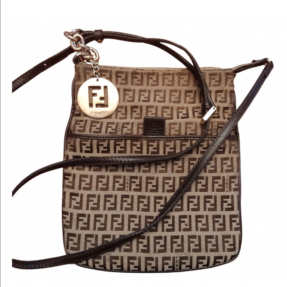 ❌❌SOLD❌❌ Fendi shoulder crossbody bag.